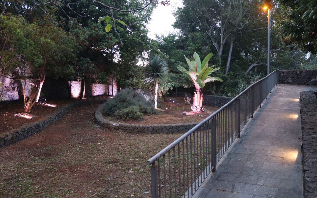 El Ayuntamiento de Tacoronte recupera el alumbrado público del parque de Agua García