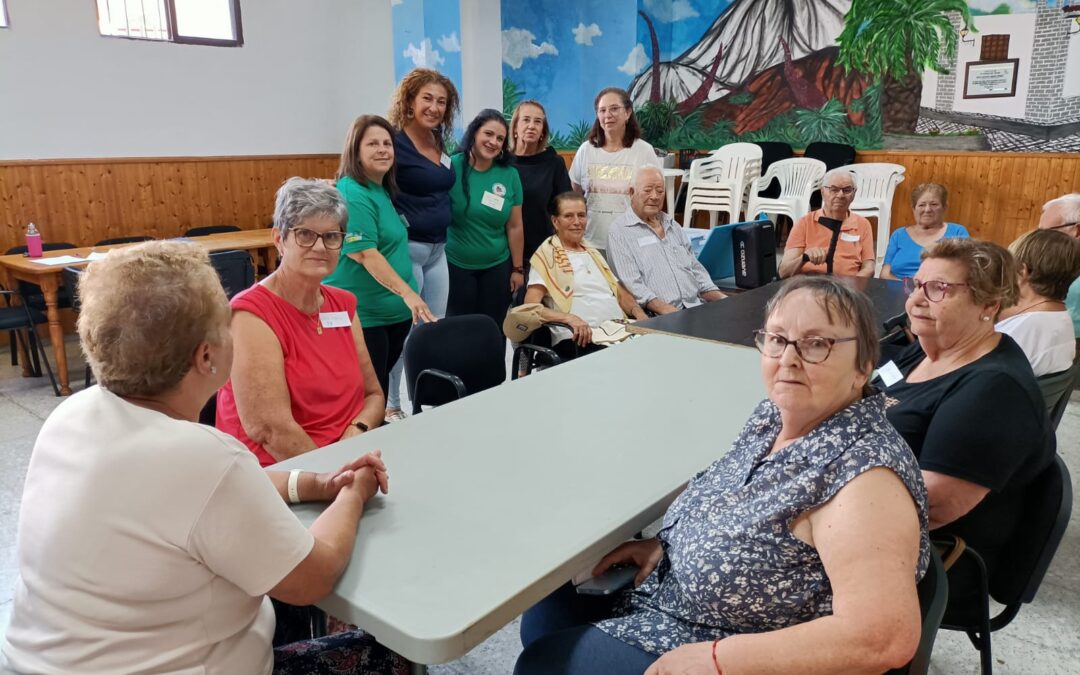 Un centenar de mayores participa en los talleres municipales de estimulación cognitiva