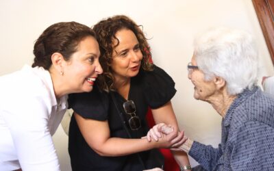 Tacoronte felicita a Josefa y Matilde, las abuelas de la ciudad